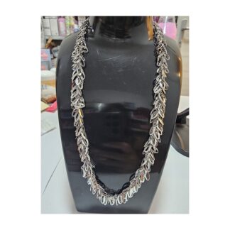 Collana lunga bigiotteria argentata a foglie